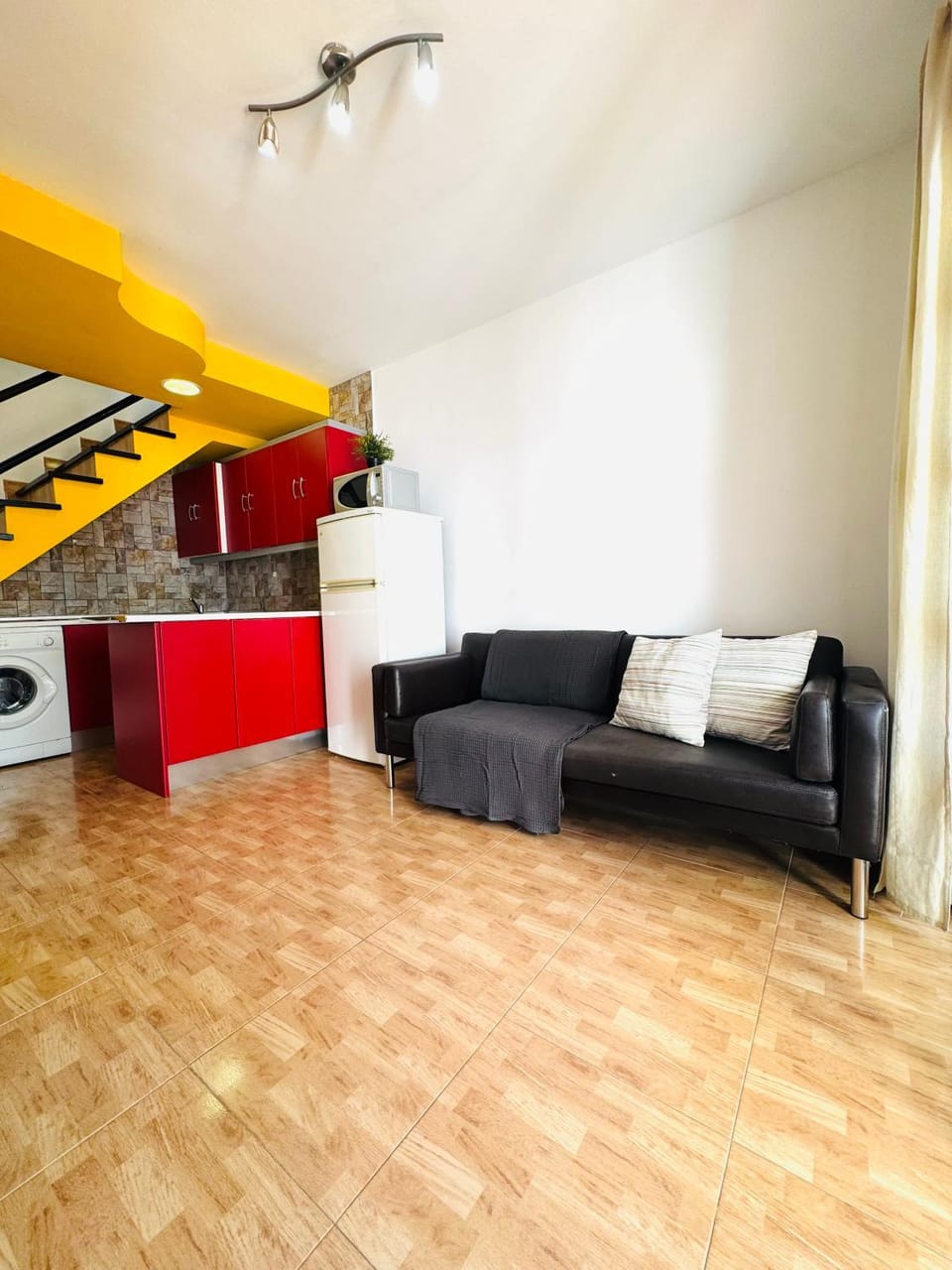 Kitchen or kitchenette, Living room