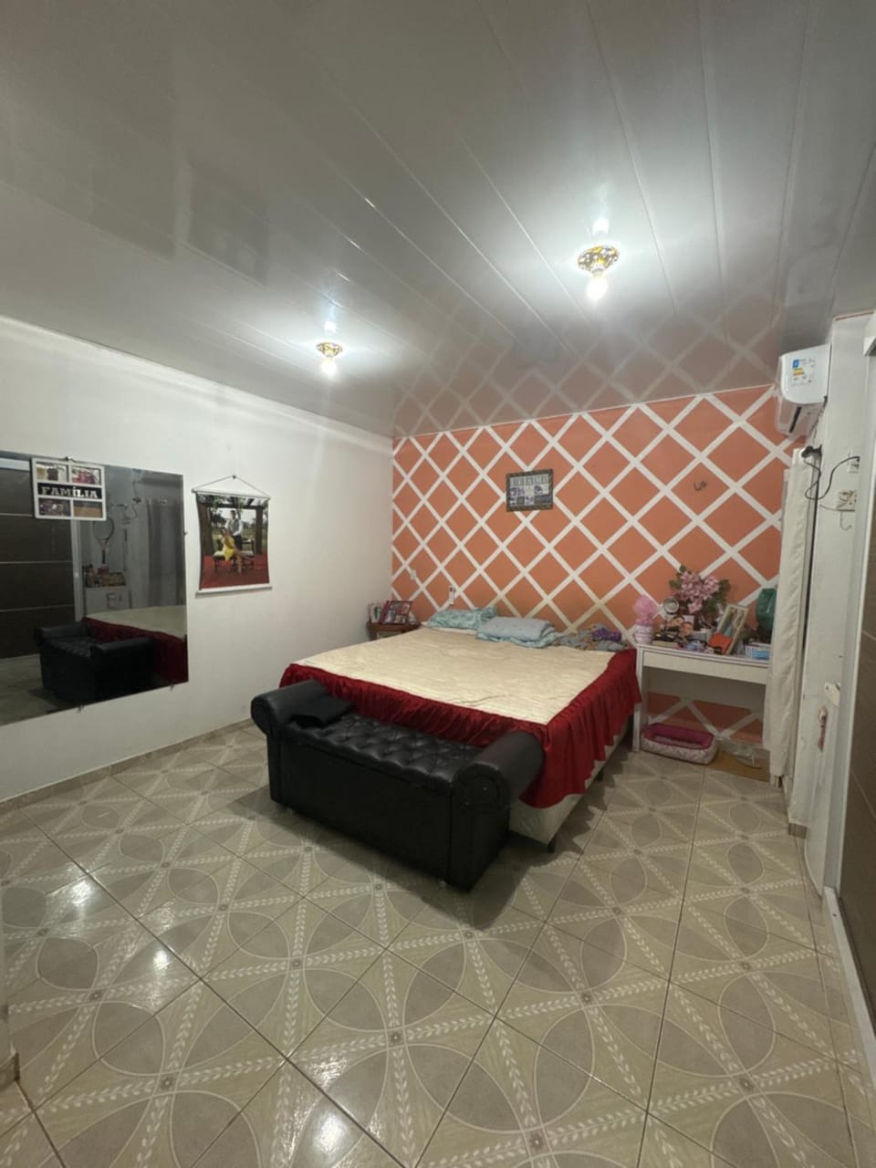 Bed, Bedroom, air conditioner