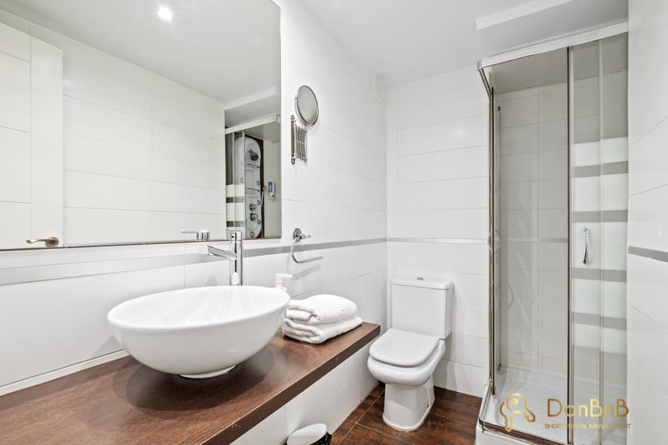 Shower, Bathroom