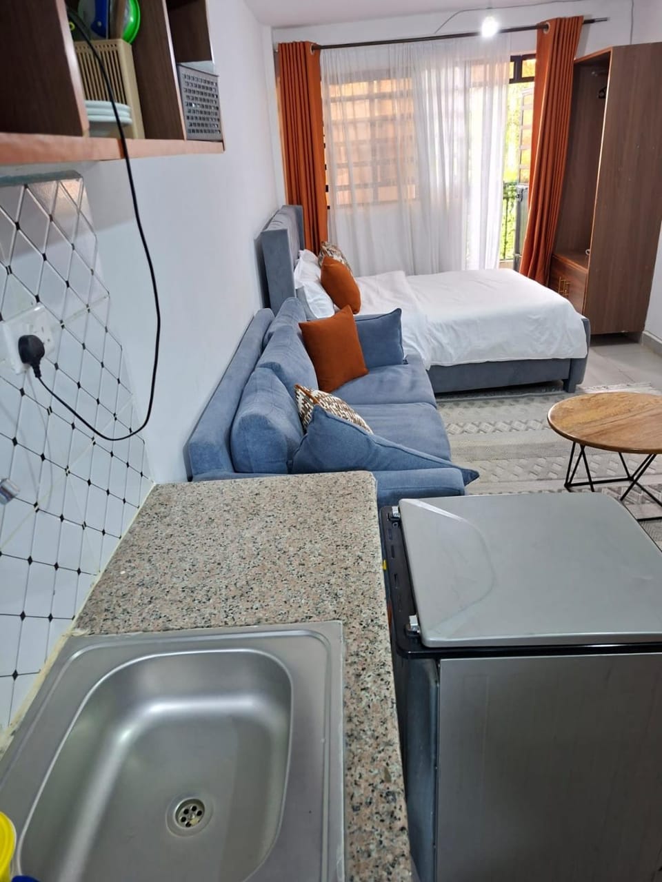 Bed, Seating area