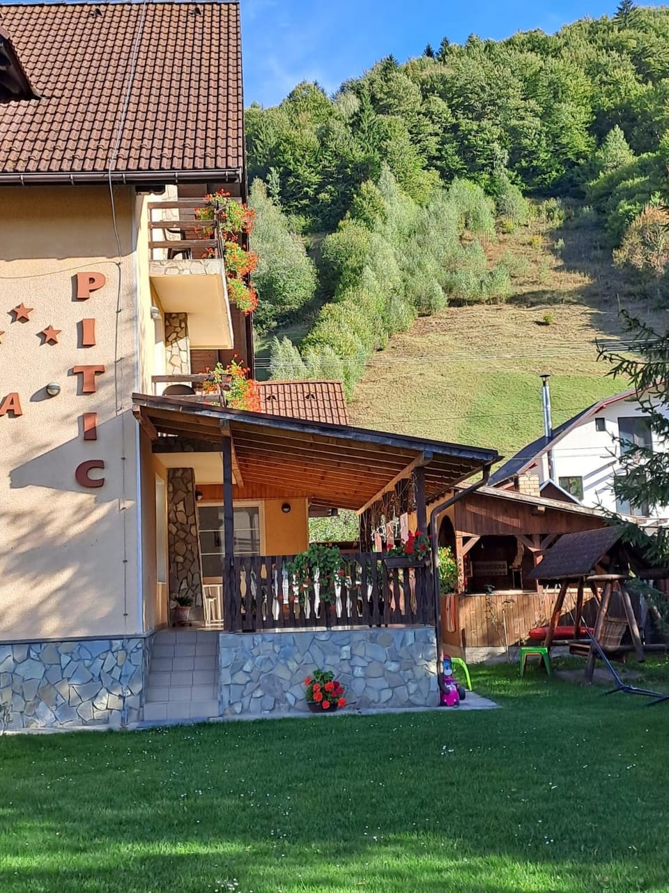 Property building, Balcony/Terrace