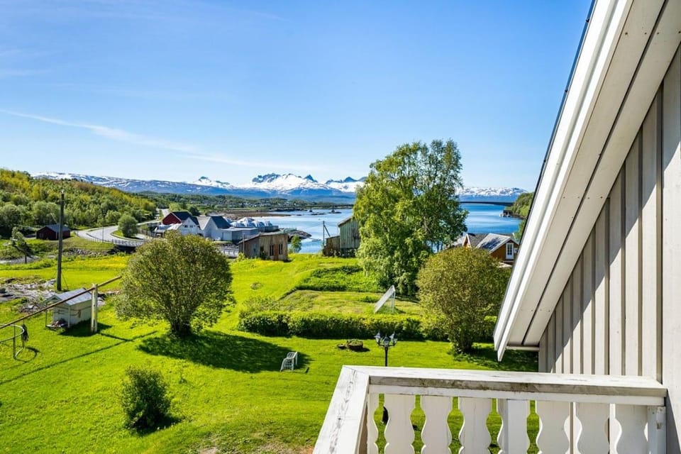Natural landscape, Garden, View (from property/room), Balcony/Terrace, Garden view, Mountain view, Sea view