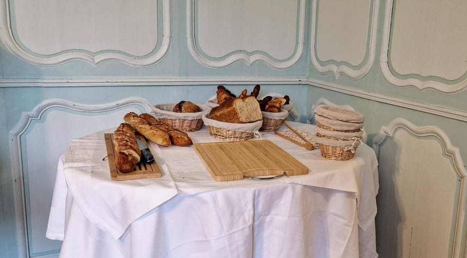 Food and drinks, Food, Breakfast, Continental breakfast, toaster, toaster