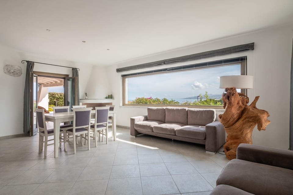 Summer, View (from property/room), Photo of the whole room, Dining area, Landmark view, Sea view, Quiet street view, heating