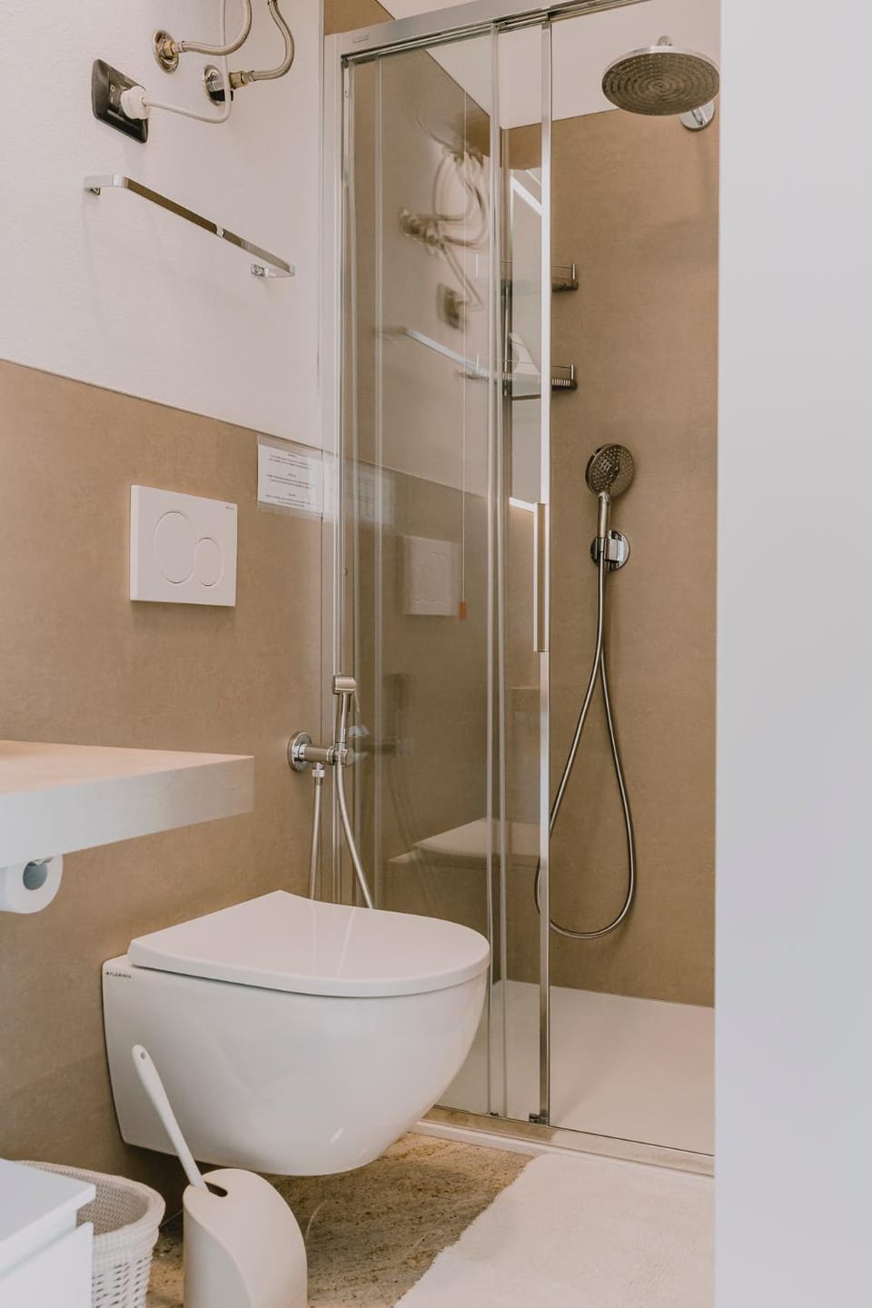 CASA GINEV Room & Apartments Apartment in Bardolino