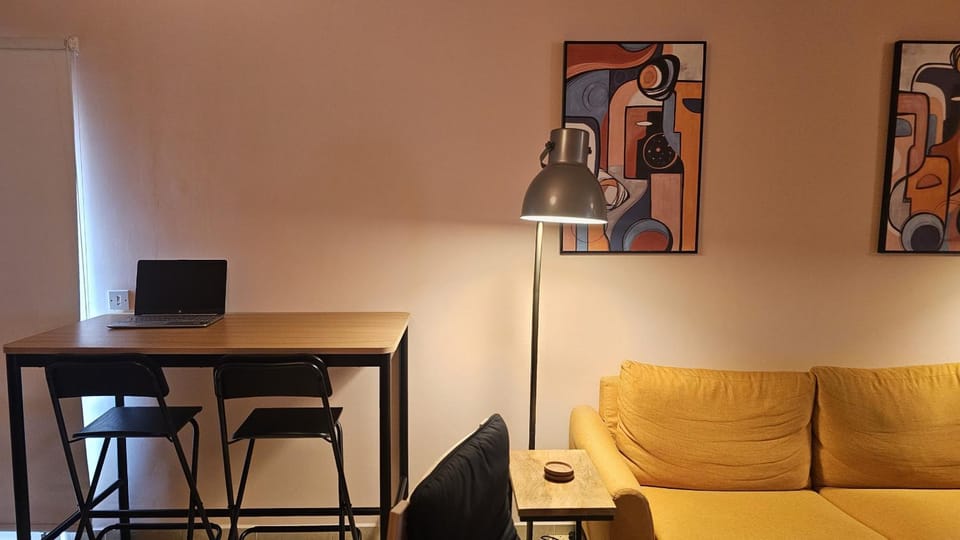 Communal lounge/ TV room, Living room