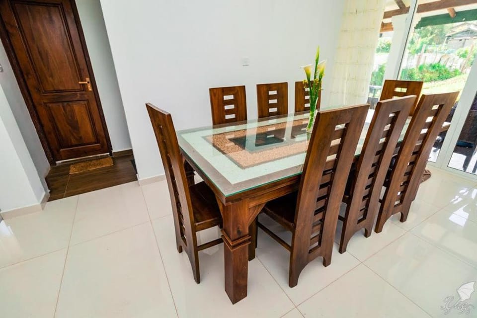 Monaara Leisure - NuwaraEliya Bed and Breakfast in Nuwara Eliya