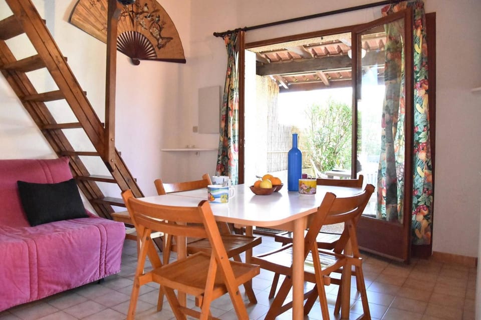 Maison Studio mezzanine Gruissan Les Ayguades AY090-003 Villa in Gruissan