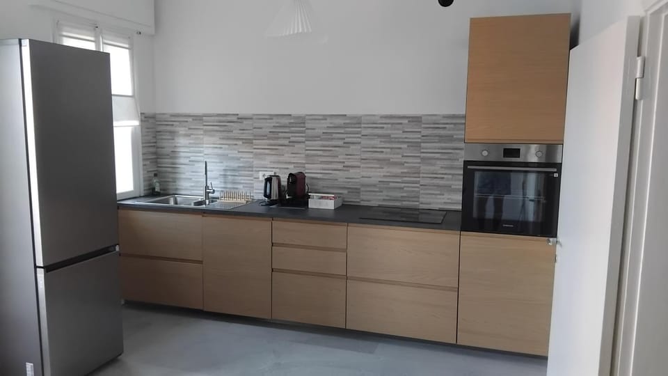 Kitchen or kitchenette, oven, stove