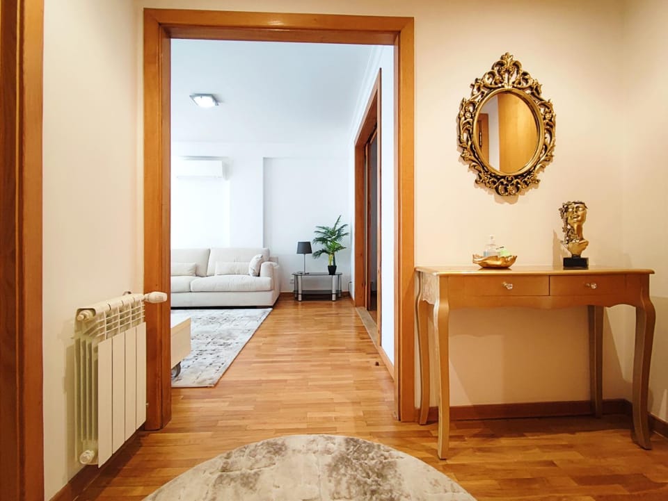 Decorative detail, heating