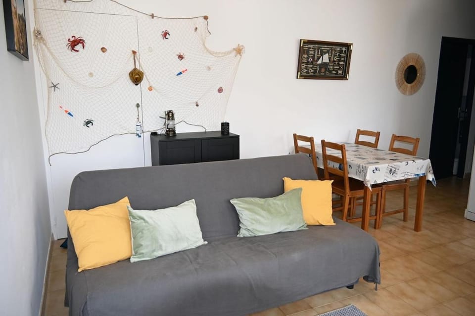 Maisonnette proche des plages, 4-5 personnes House in Occitanie