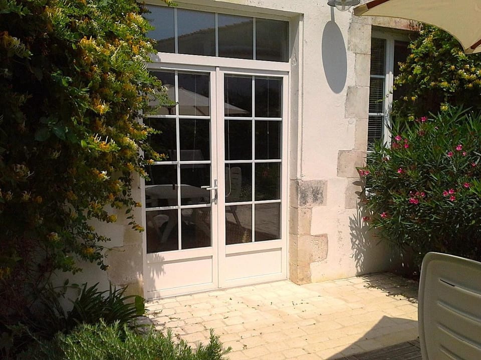Property building, Garden view