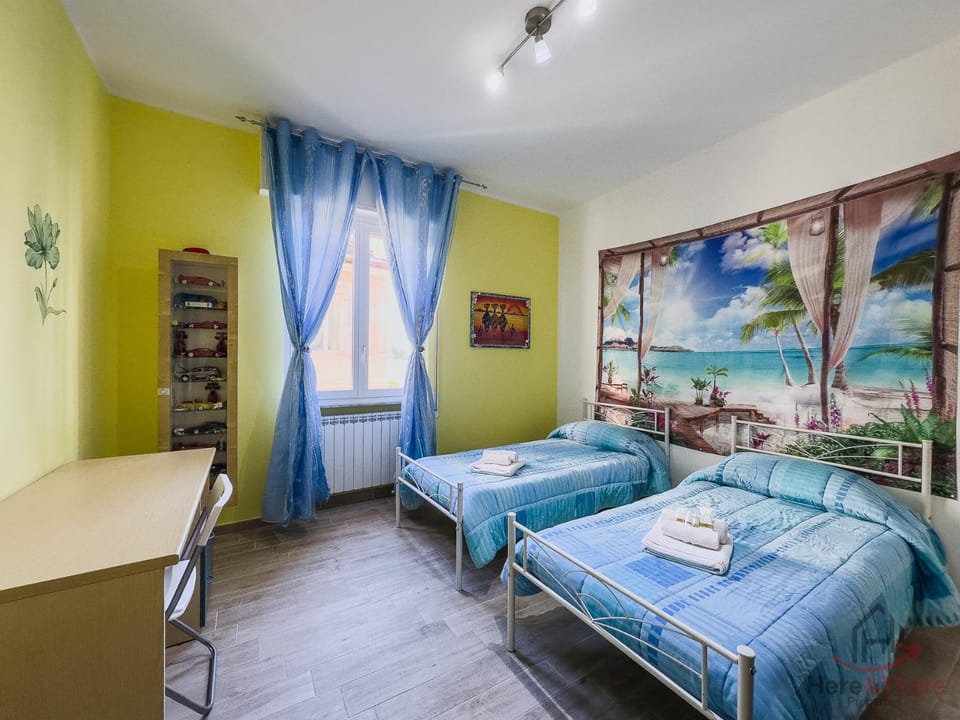 Bed, Bedroom, towels, towels