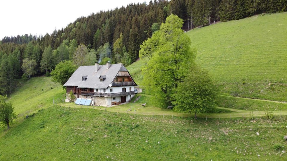 Property building, Off site, Bird's eye view