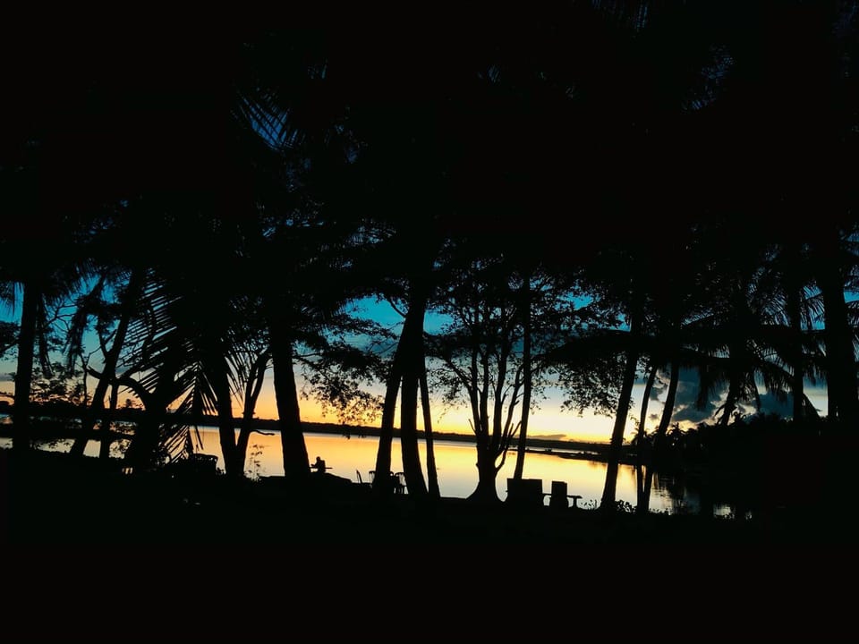 Yala Lucas Lake Hotel Bed and Breakfast in Southern Province