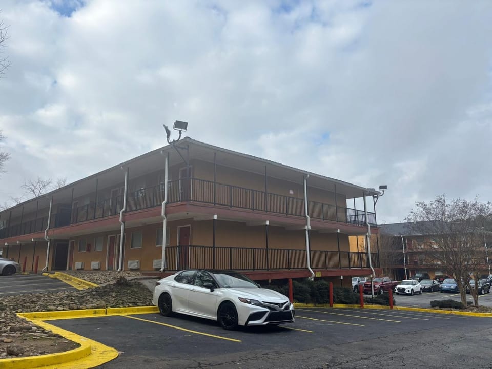 Property building, Day, Parking