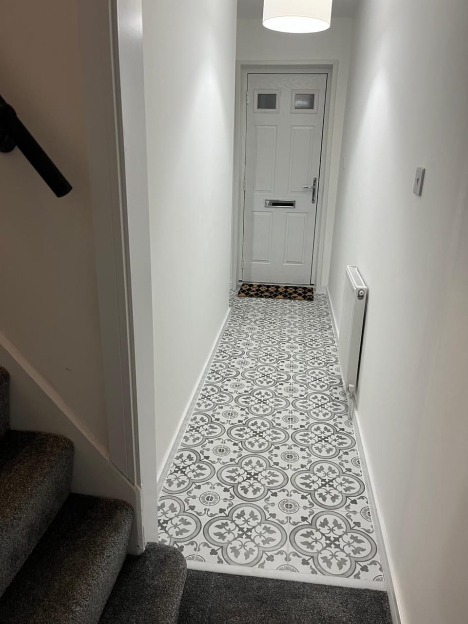 Fully Refurbished 3 Bed Terraced House with Ensuite Central Rugby Apartment in Rugby
