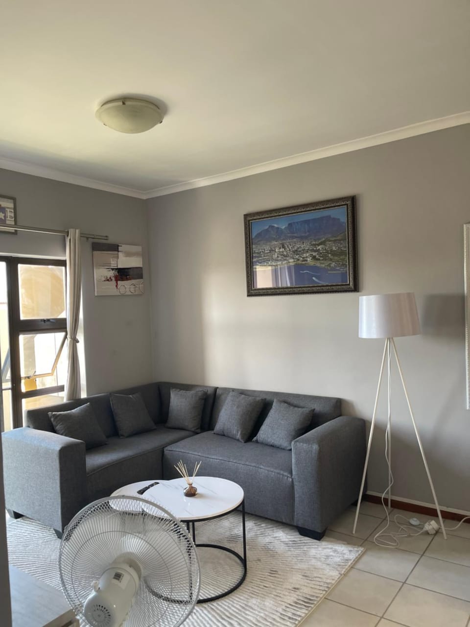 Beautiful 2 bedroom apartment in strand Apartment in Cape Town