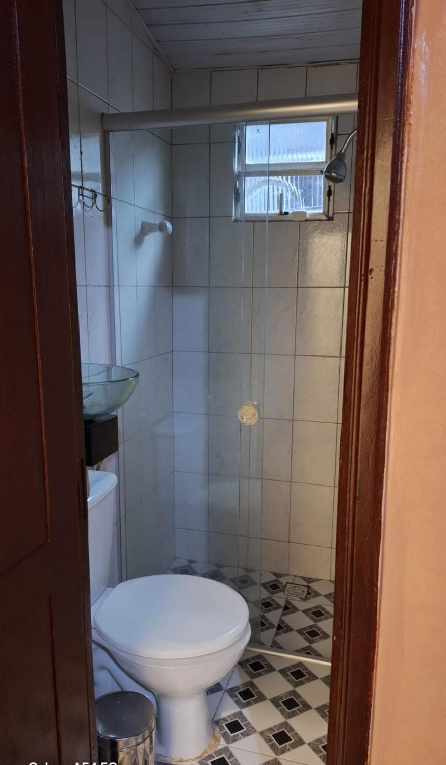 Suíte privativa com ar condicionado em residência domiciliar Vacation rental in Belém