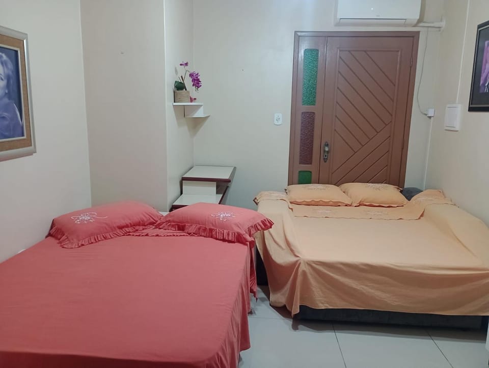Photo of the whole room, air conditioner