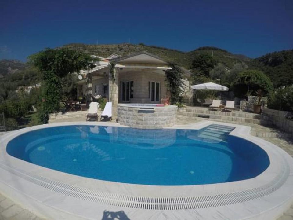 Facade/entrance, Swimming pool, Swimming pool, Swimming pool