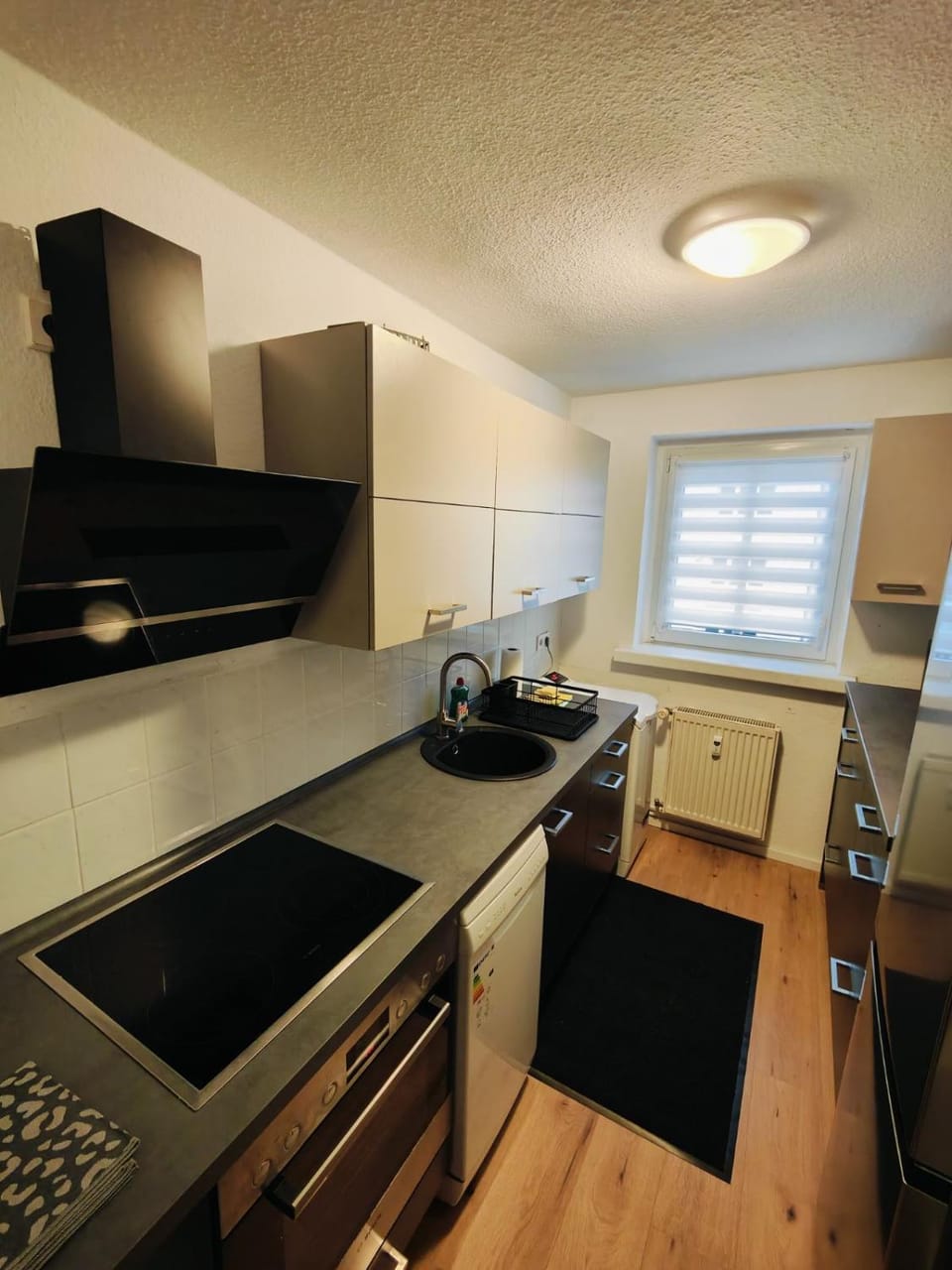 dishwasher, oven, stove, kitchen