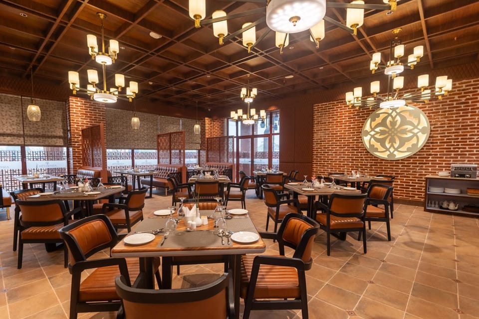Restaurant/places to eat, Restaurant/places to eat