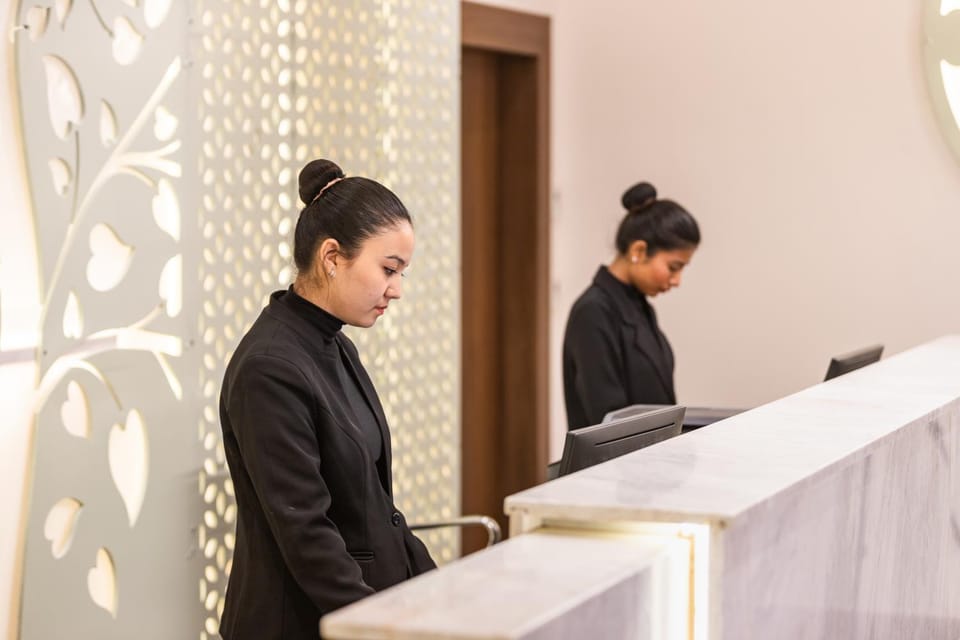 Staff, Lobby or reception