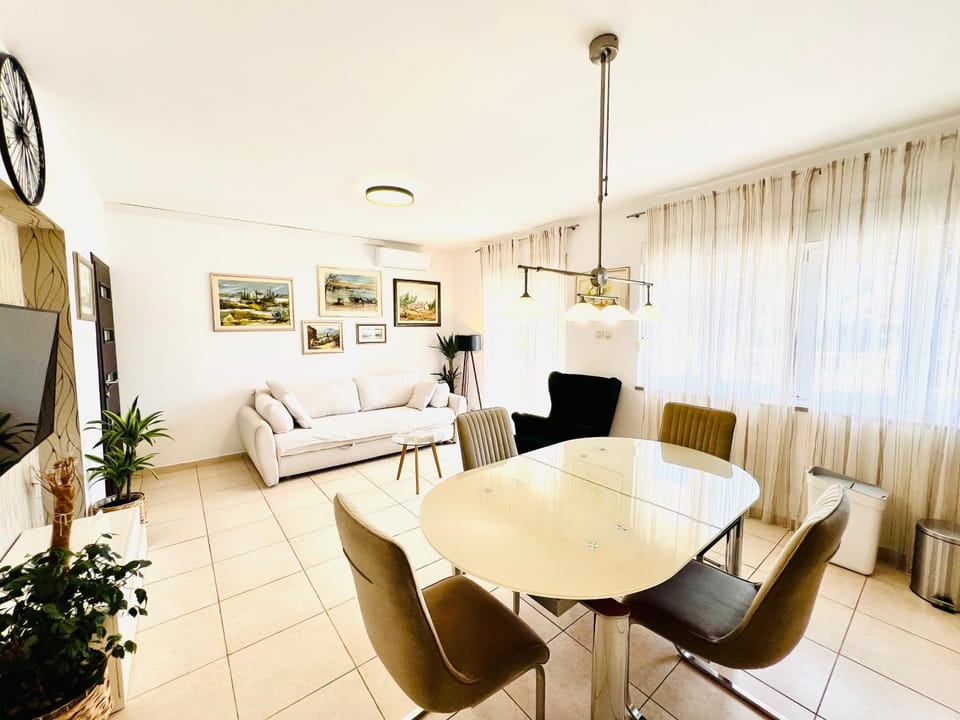 Apartment Sirius Apartment in Podstrana