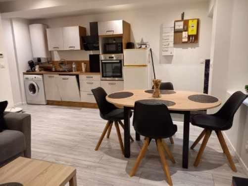 Living room, Dining area, dishwasher, stove
