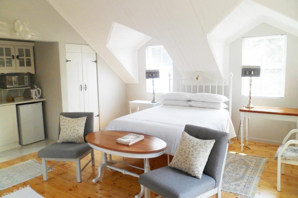 Kitchen or kitchenette, Photo of the whole room