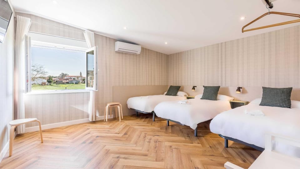 Bed, Photo of the whole room, Bedroom, towels, air conditioner