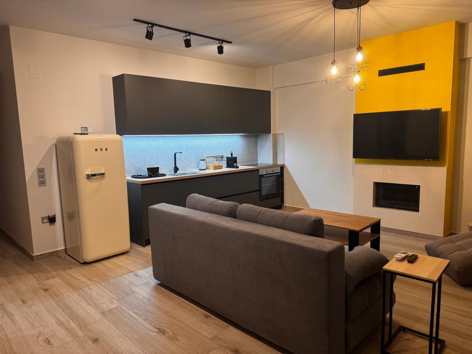 The Olympus Balcony Apartment in Pieria, Greece