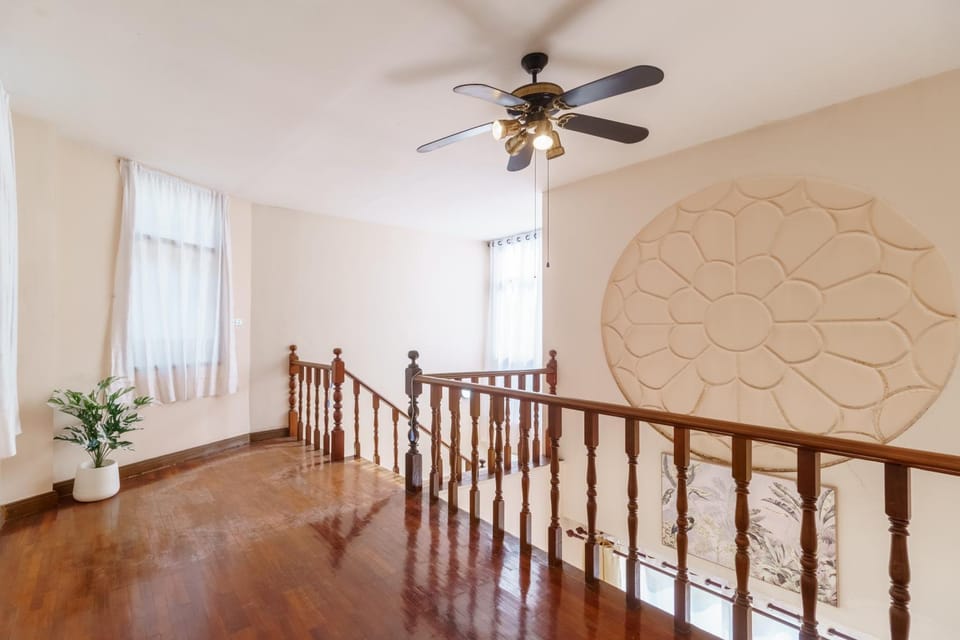 Property building, Balcony/Terrace