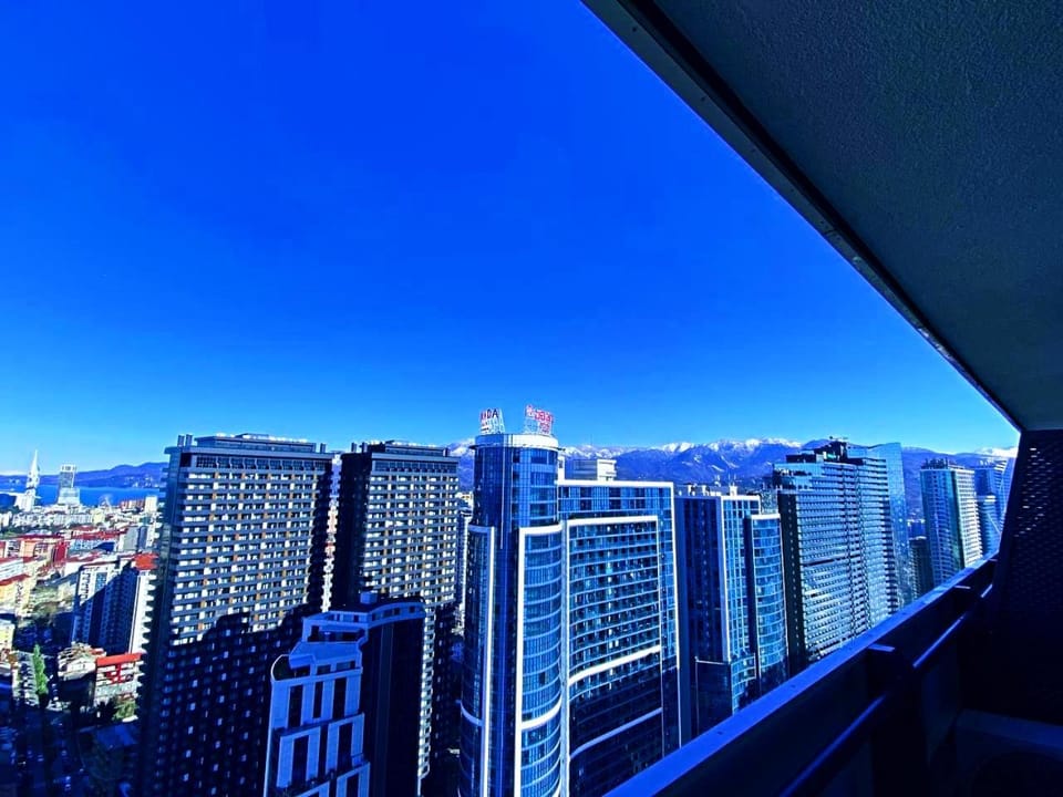 City view, Mountain view