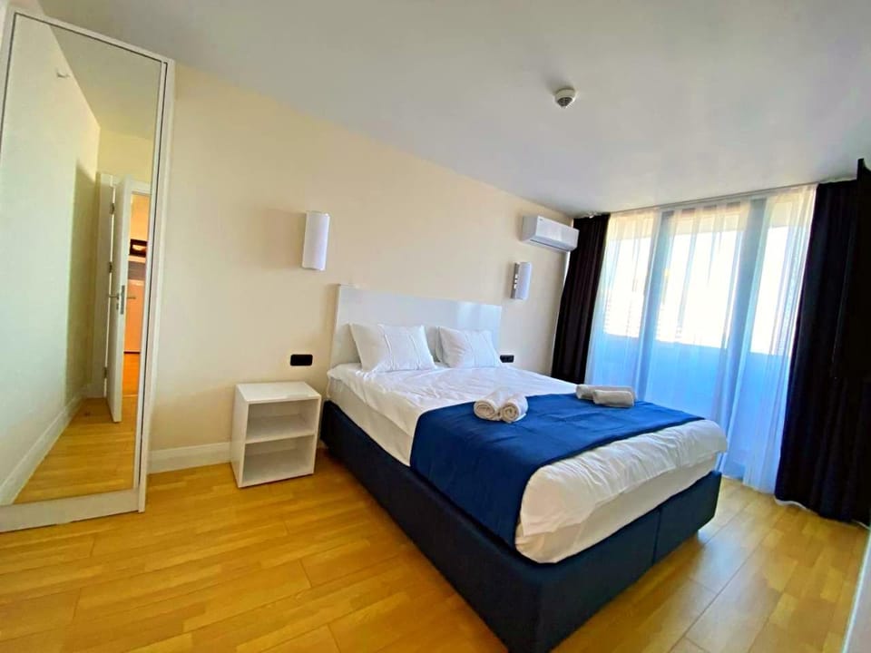 DelMar Orbi City D2 block 38floor studio and one-bedroom Apartment in Batumi