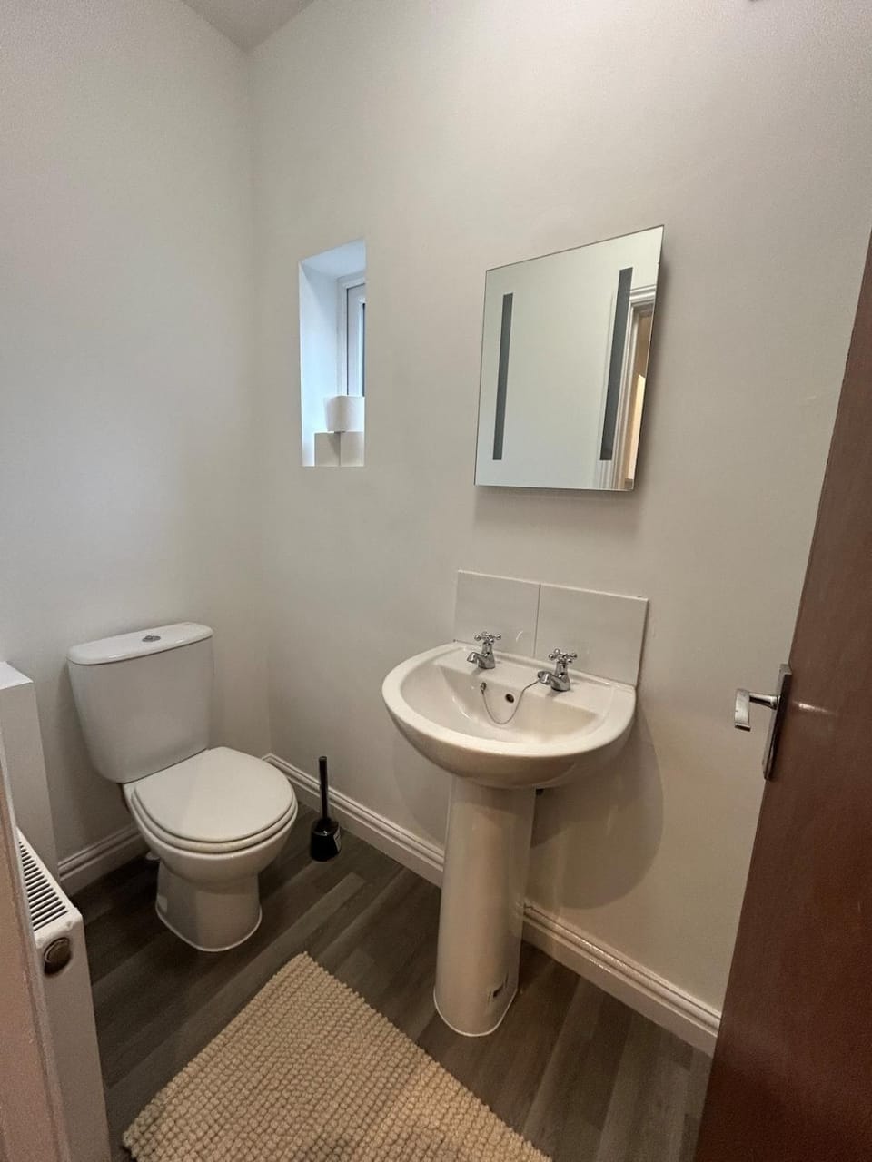 Spacious Apartment near train station with a parking space Apartment in The Royal Town of Sutton Coldfield