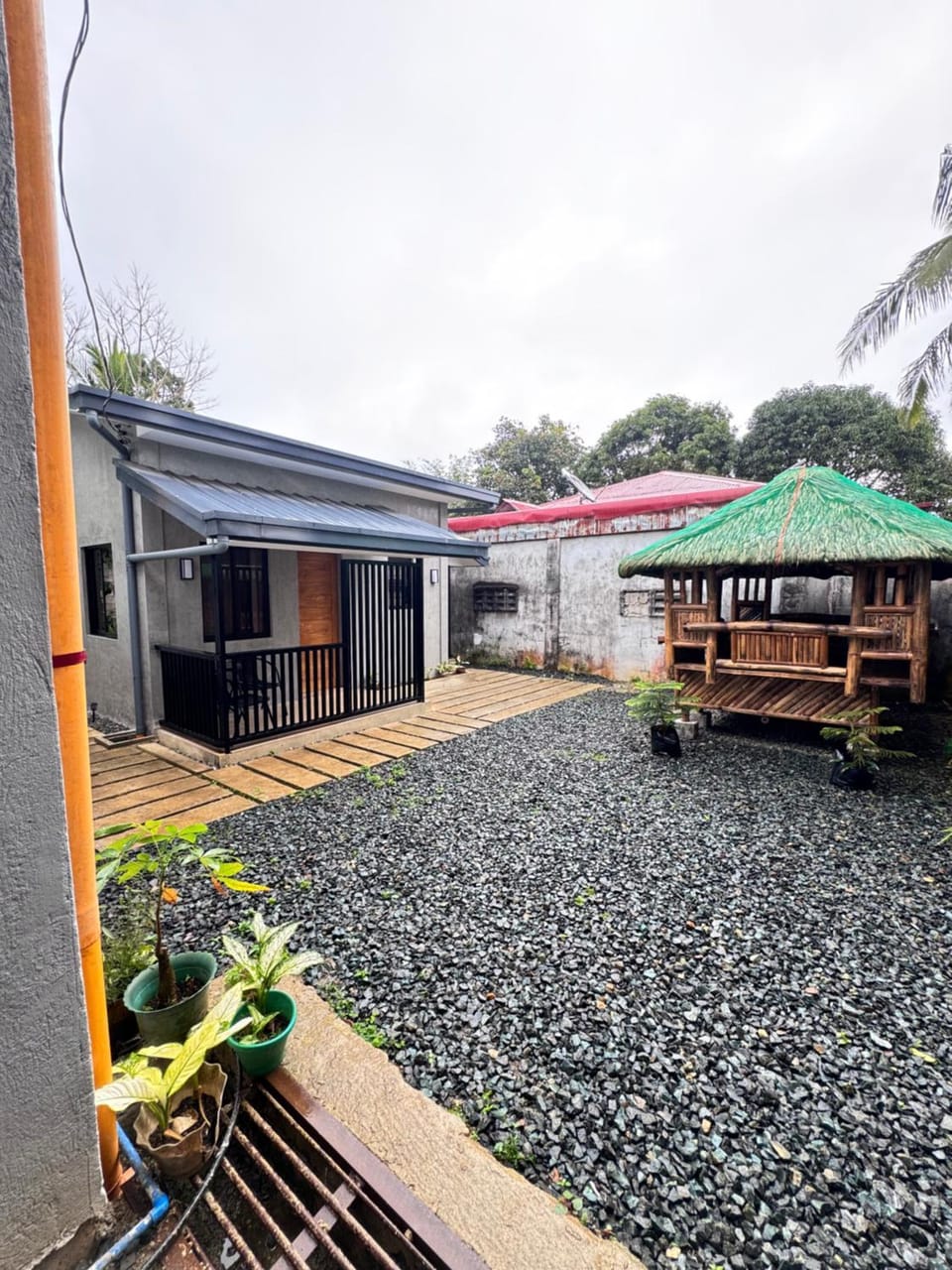 Pio Transient House Apartment in Calabarzon