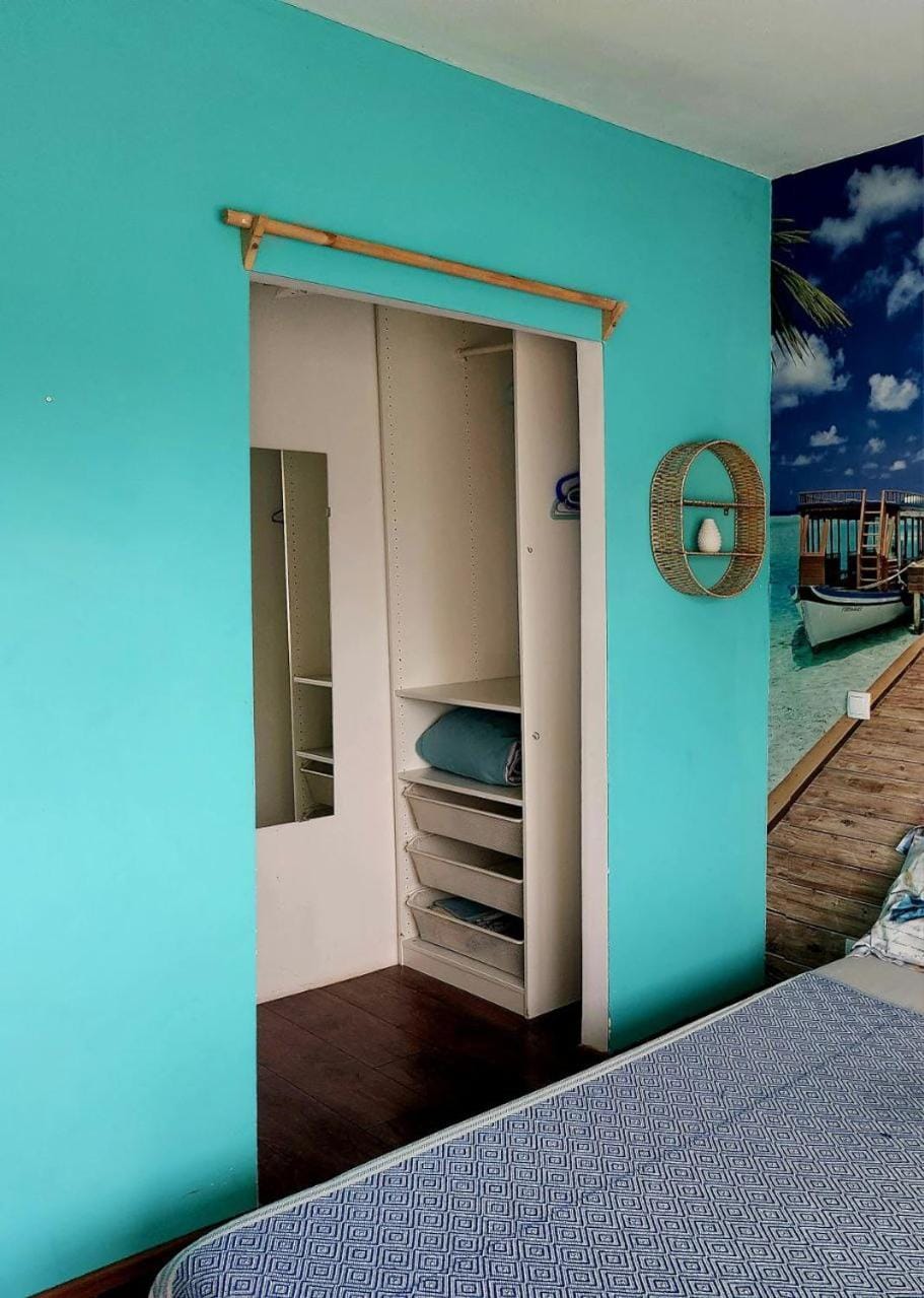 Bedroom, wardrobe