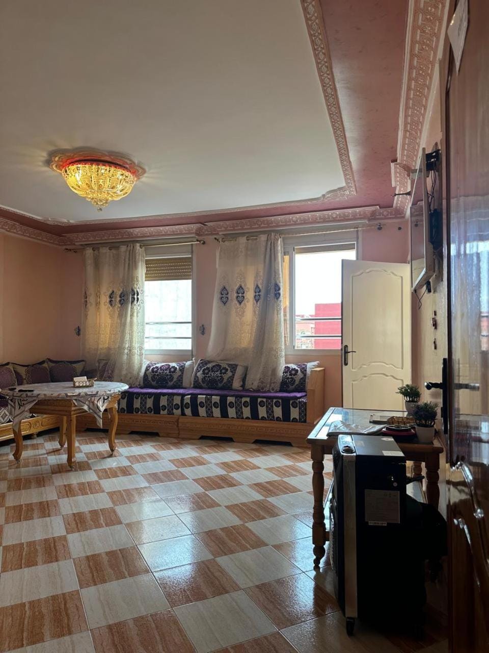 Living room, Seating area