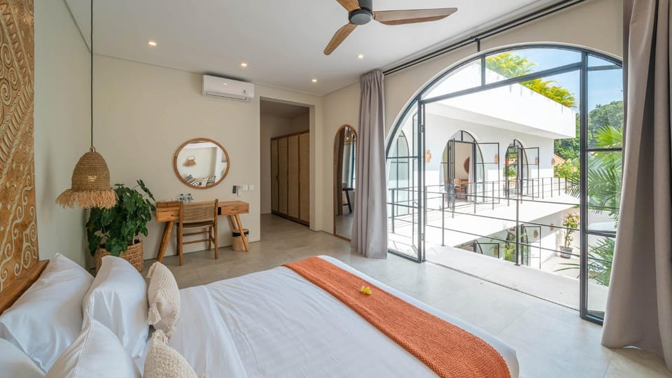 Bed, View (from property/room), Balcony/Terrace, Photo of the whole room, Bedroom, air conditioner