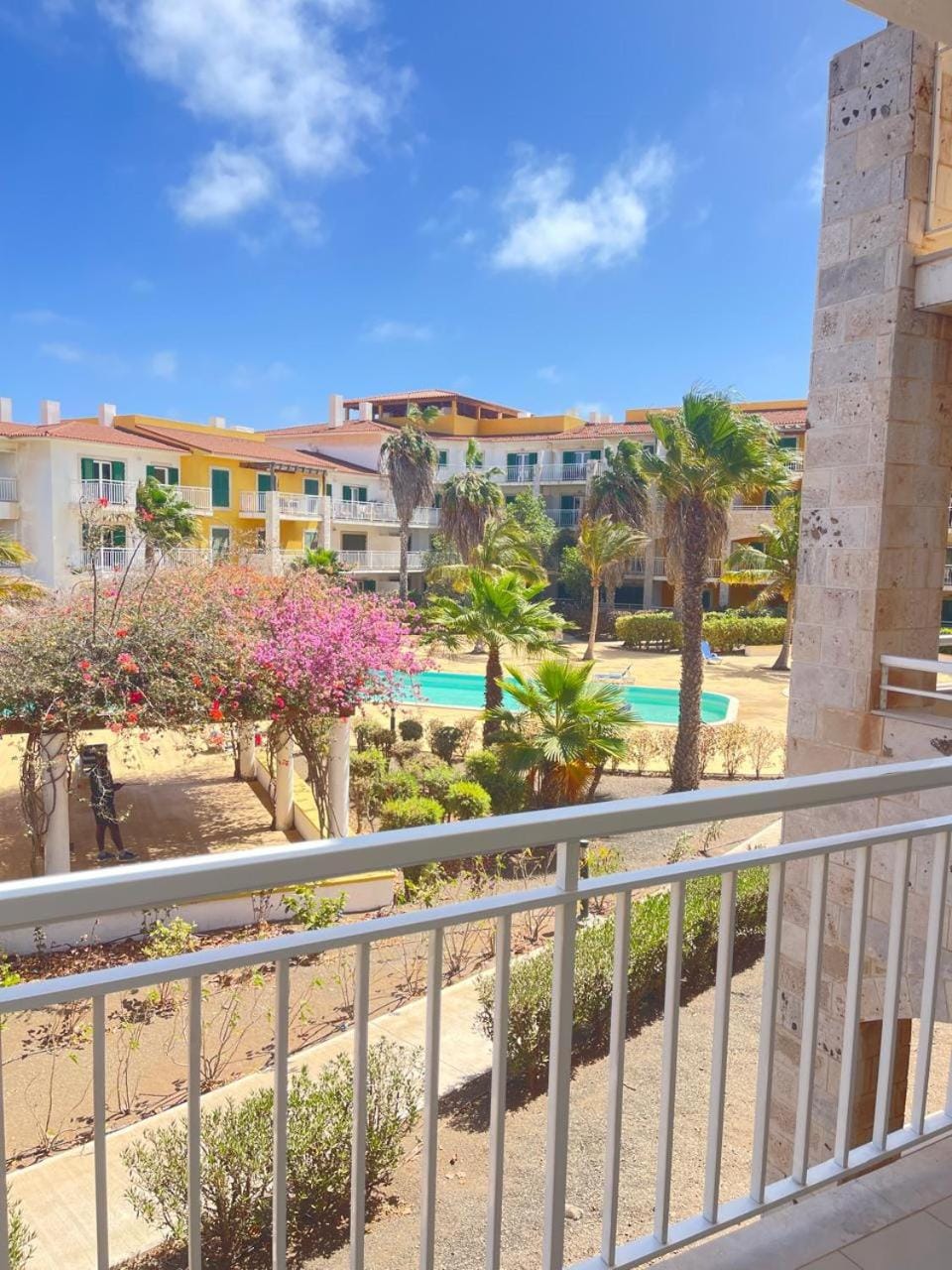 Day, View (from property/room), Balcony/Terrace, Swimming pool