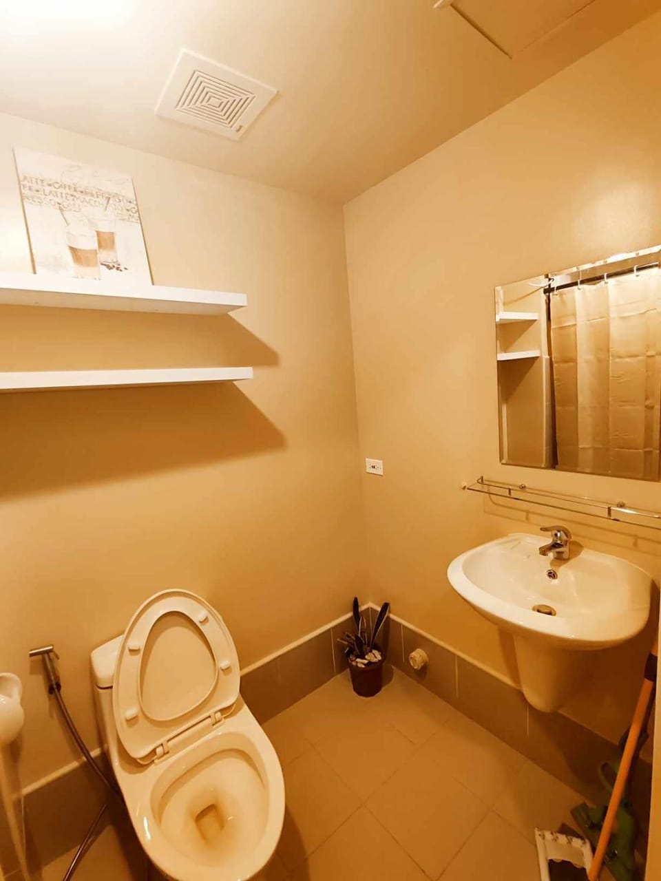 Toilet, Bathroom