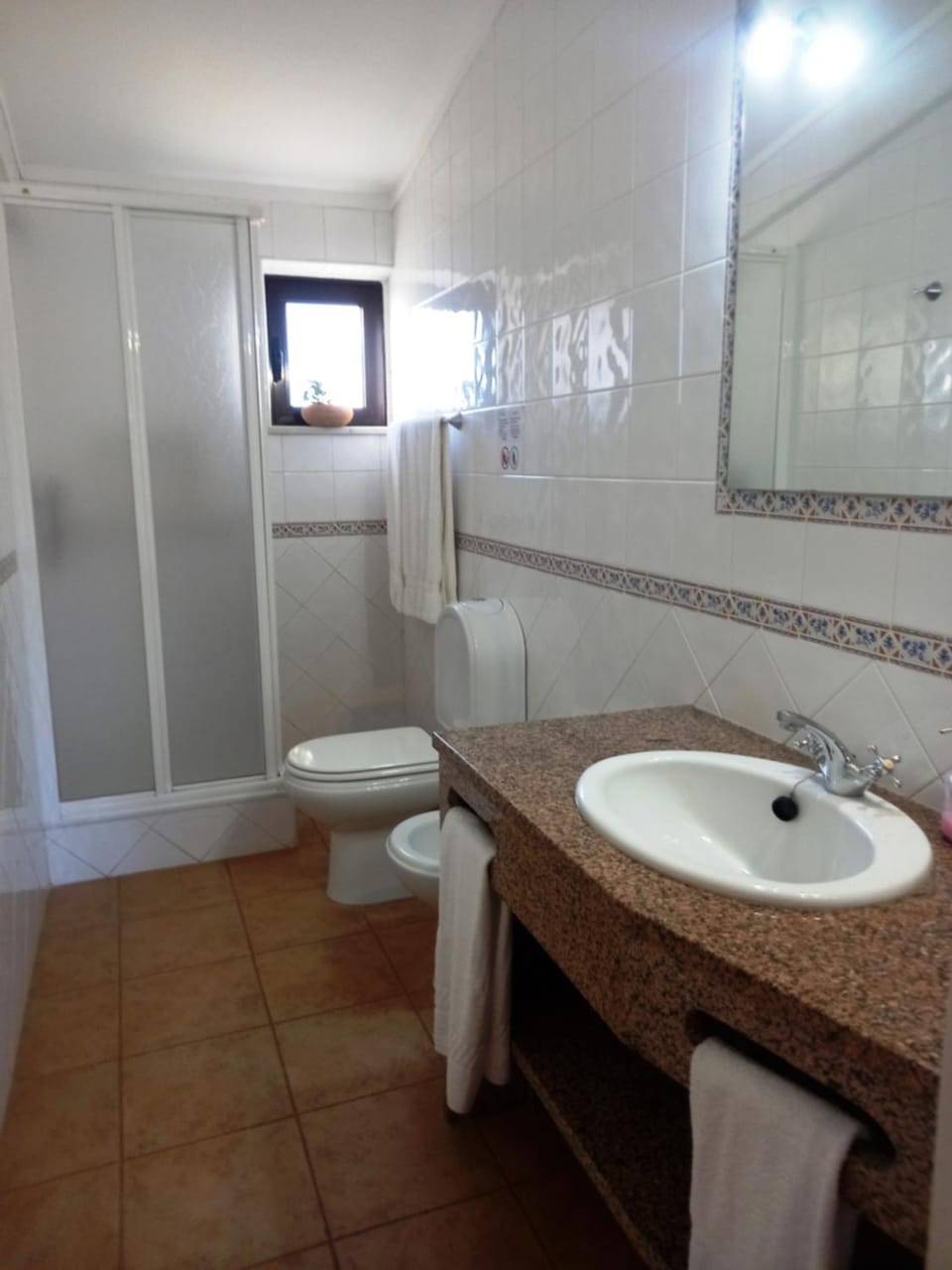 Quinta das AVES - Double Bedroom 3 Bed and Breakfast in Lagos