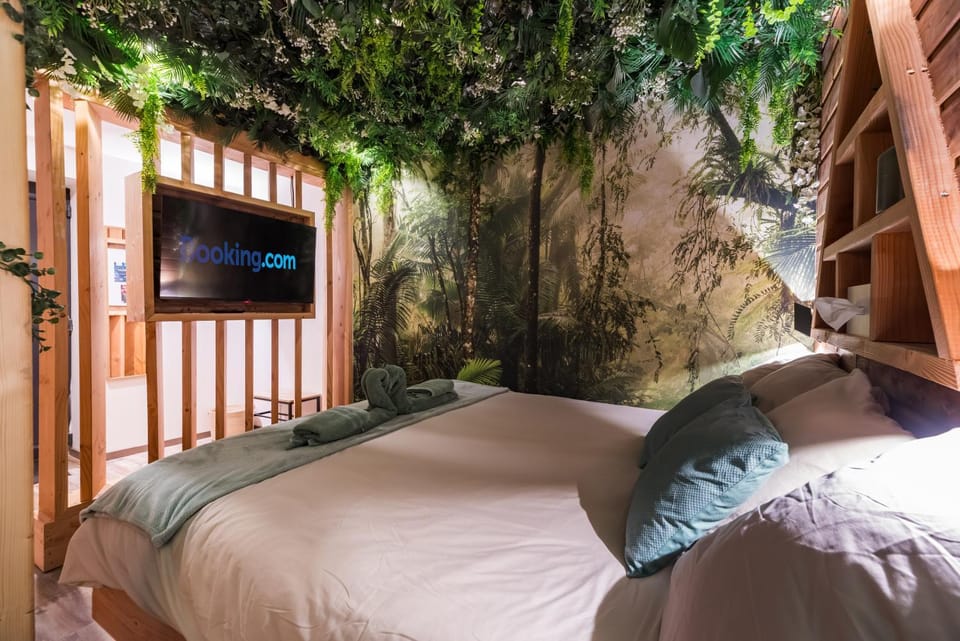 Mowgli Gite Jungle House in Brittany
