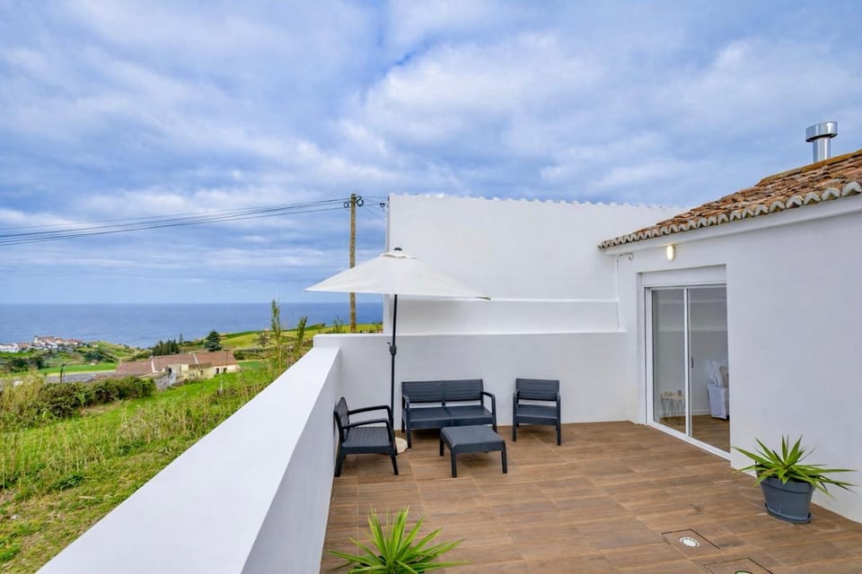 Achadinha Sunset House - São Miguel, Açores House in Azores District