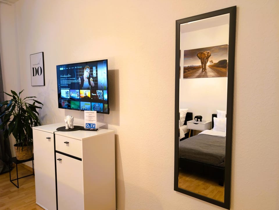 TV and multimedia, Bedroom