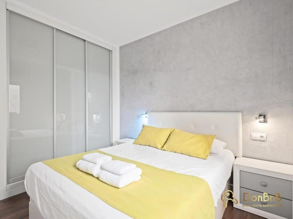 Central Málaga flat with wifi Apartment in Malaga