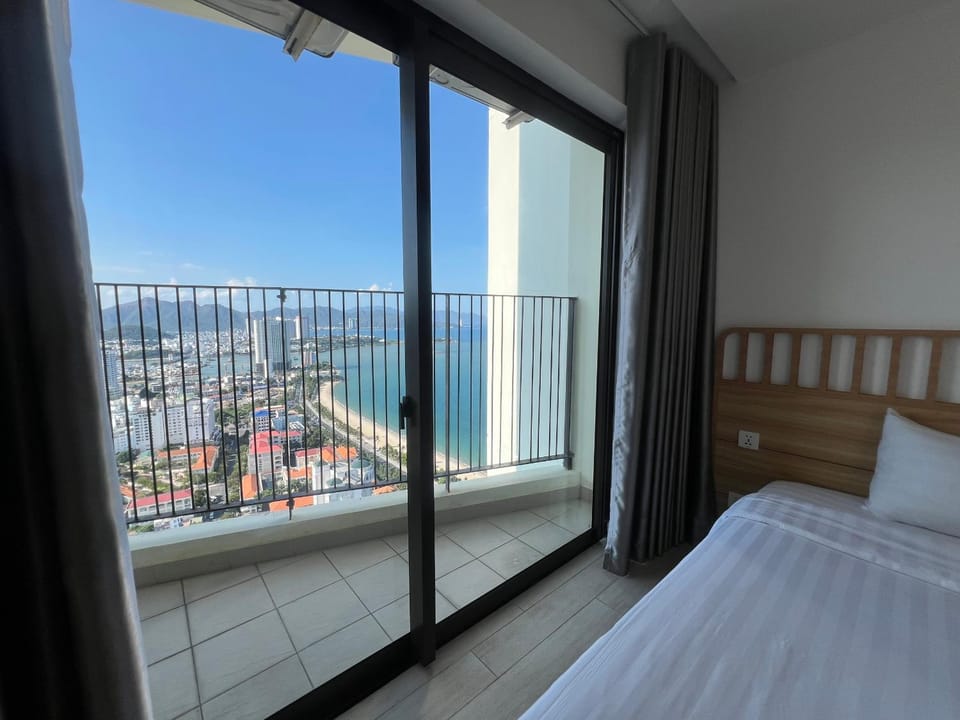 Balcony/Terrace, City view, Sea view