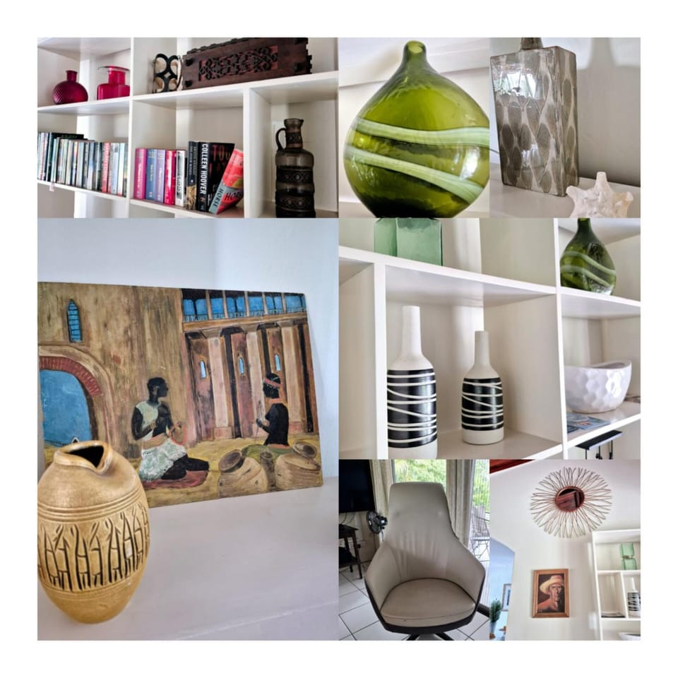 Living room, Decorative detail